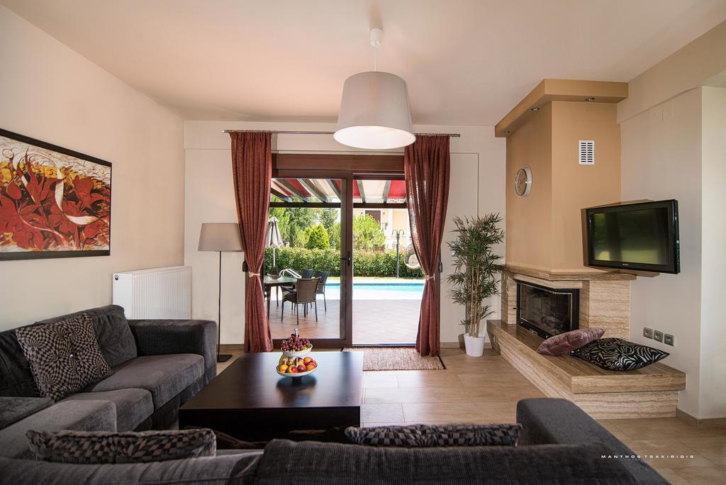 Olympus Villas Paralía Skotínis Δωμάτιο φωτογραφία
